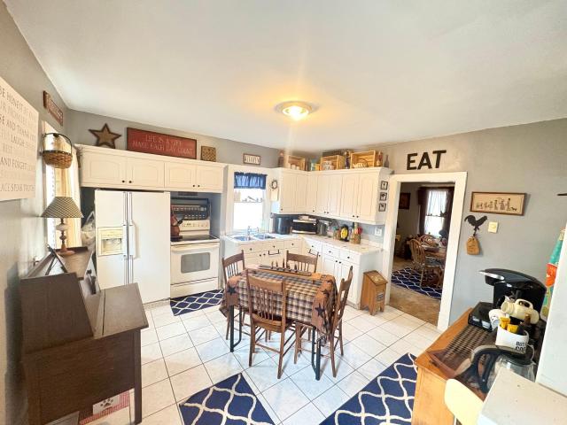 318 4th Street