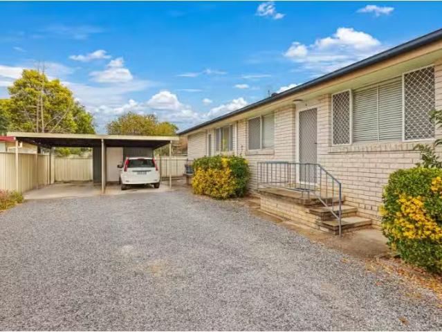 3/18 Anne Street, TAMWORTH Apartment for rent Listed by Wendy.