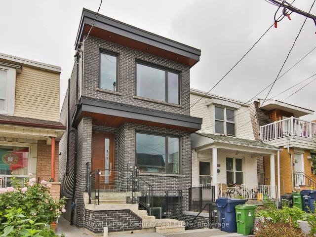 318 Boon Avenue in Toronto: Caledonia Fairbank House for lease Toronto W03: MLS®# W13138974