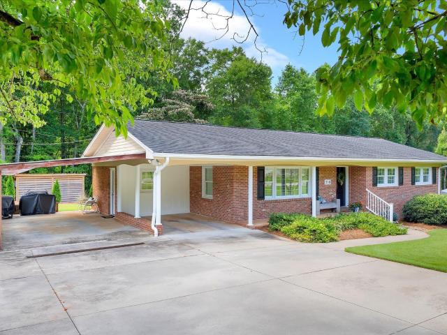 318 Gilstrap Drive