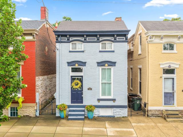 318 E 7th Street