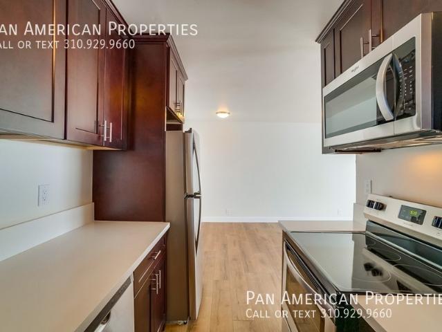 318 E Louise Street, 1 bed, 1 full bath