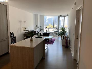318 Main ST 5D