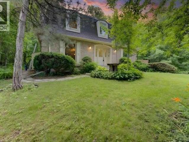 318 Shakespeare Place, Waterloo, ON, N2L 2V2 house for sale | Listing ID 40844 | Royal LePage