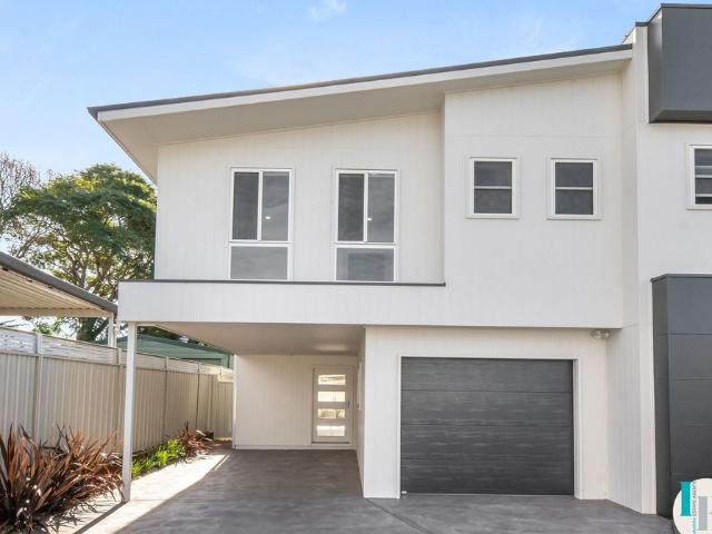 3/18 parkes street, oak flats nsw 2529