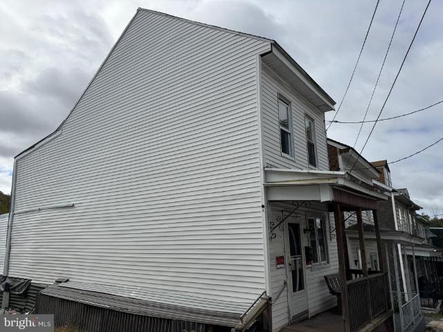 318 W Chester Street