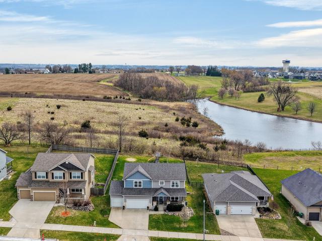 318 W High Road