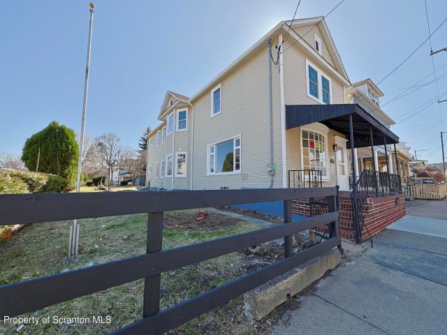 318 W Main Street