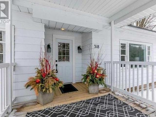 318 The Queensway S, Georgina, ON, L4P 2B7 house for sale | Listing ID N13823 | Royal LePage