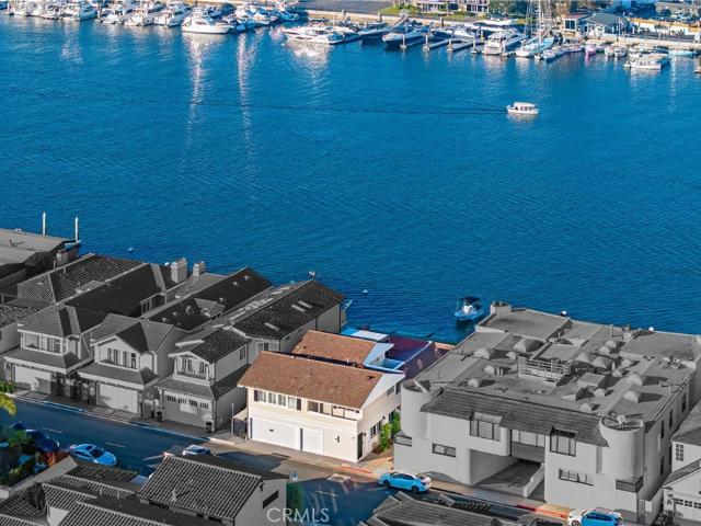 318 Via Lido Nord, Newport Beach, CA 92663 | MLS #NP25244