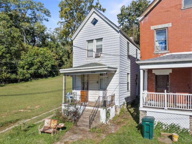 3196 River Road