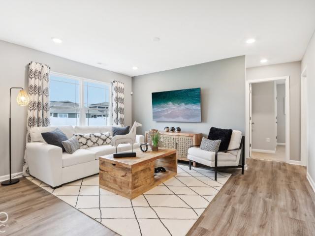 3199 W Vintage Street
