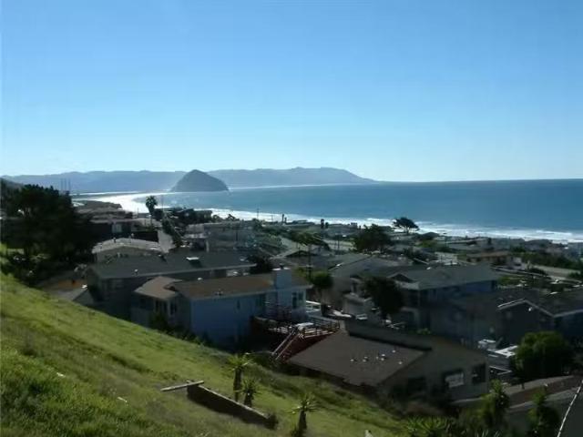 3190 GILBERT AVE, CAYUCOS, CA 93430
