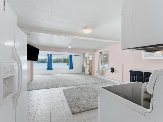 3190 S 390 W Golden Lake