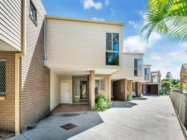 3/191 Scarborough Street, Southport, QLD 4215