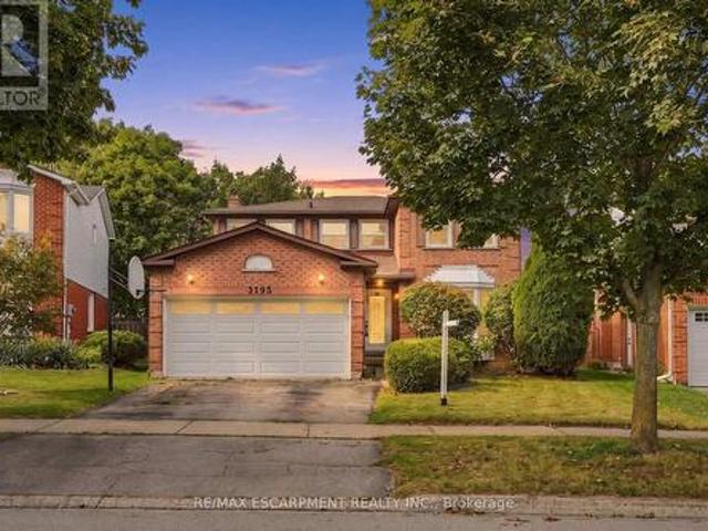 3193 Maderna Road, Burlington, ON, L7M 2W3 house for sale | Listing ID W13816 | Royal LePage