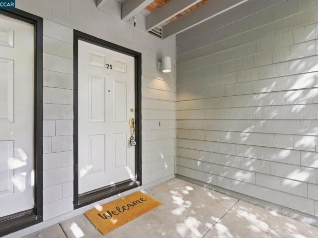 3193 Wayside Plz 25