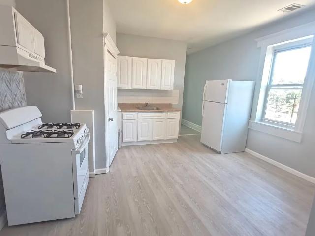 319 Colt St, Irvington