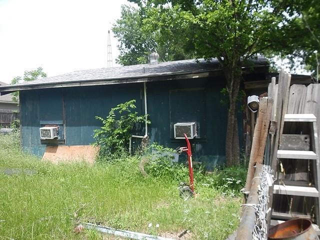 319 Church Avenue