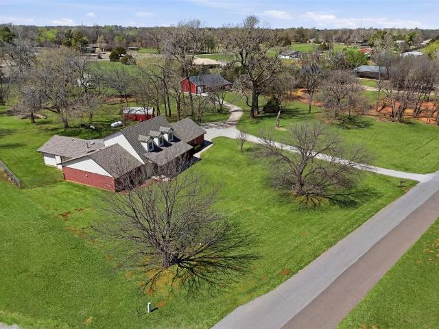 319 E Cedar Drive