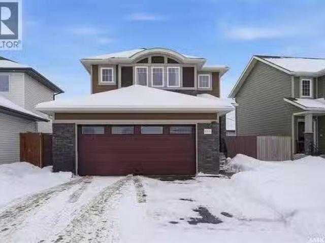 319 East Hampton Boulevard, Saskatoon, SK, S7R 0A5 house for.