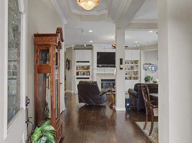 319 Lakewood Drive