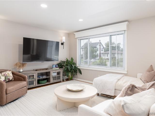 319 Lamont Drive