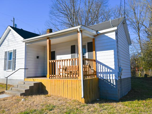 319 Lilleston Avenue