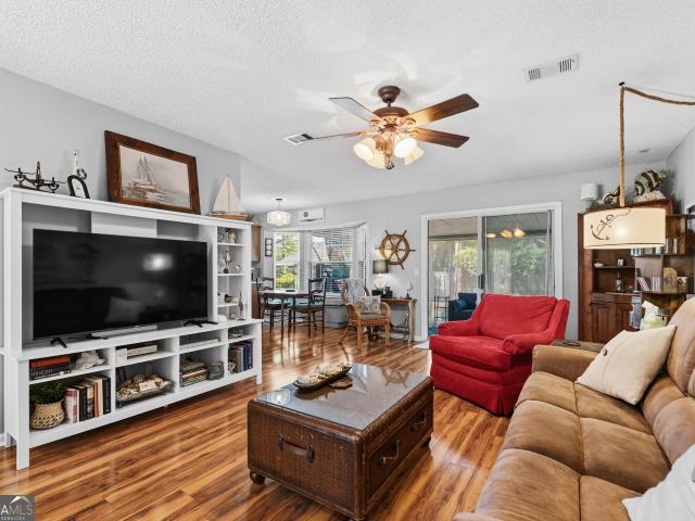 319 McQueen Circle