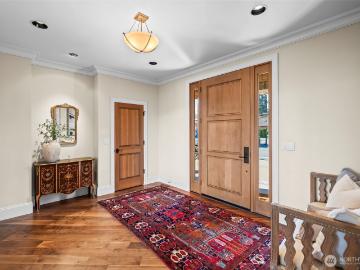 319 N 10th Street