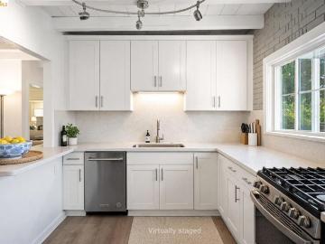 Santa Venetia, Marin County, California, USA