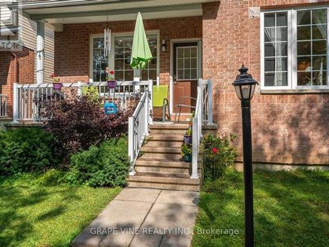 319 Parkin Circle, Ottawa, ON, K1T 4G6 house for sale | Listing ID X13720 | Royal LePage