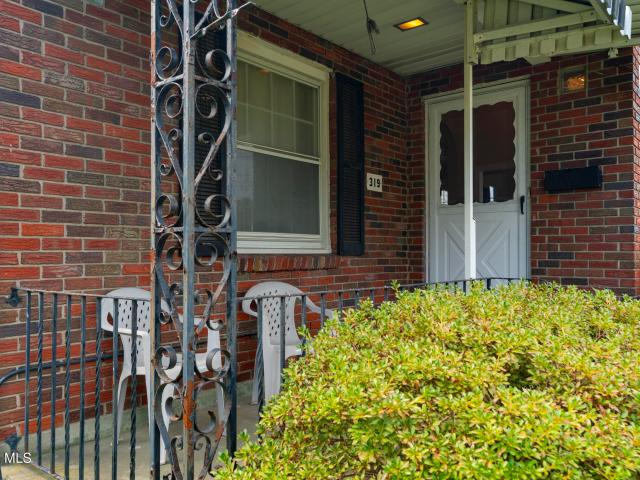 319 Princetown Road