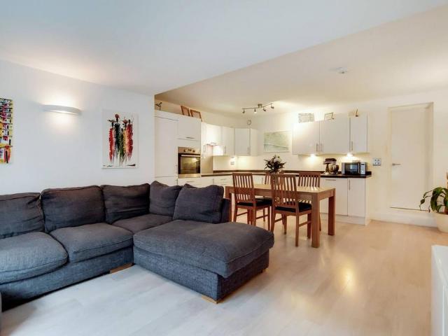 31 41 Roman Way, London, N7 8XE, United Kingdom | 1 bed apartment for rent #139265938 | Rentberry