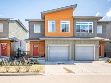 Granville, Edmonton, Alberta - Garden, Parking
