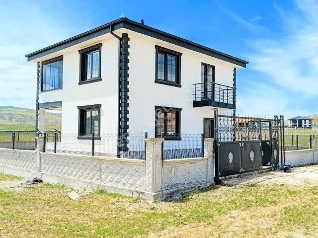 Şok Şok 3+1 180m2 Sıfır Ultra Lüks Eşyalı Yaylalık Dubleks Villa
