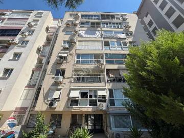 31 Tersane'de İzban Cepheli Önü Açık Asansörlü 3+1 Kiralık Daire