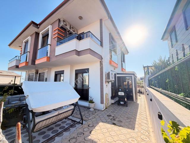 3+1 Villa Otoparklı & Müstakil Girişli Ön Cephe & Önü Park
