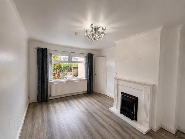 31 Wallaces Street, Newtownards, BT23 8JJ