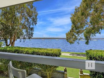 Tuggerah Lake, Jilliby, Wyong Region, Snapper Island