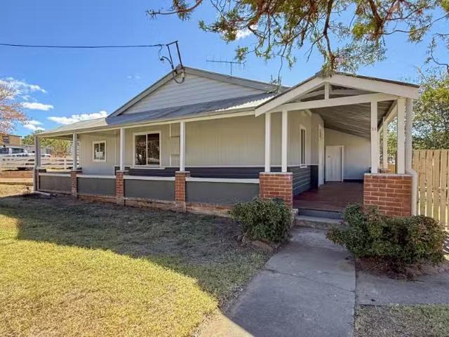 31 WHITE STREET, fish ABARABRAN Property for rent Listed by K.