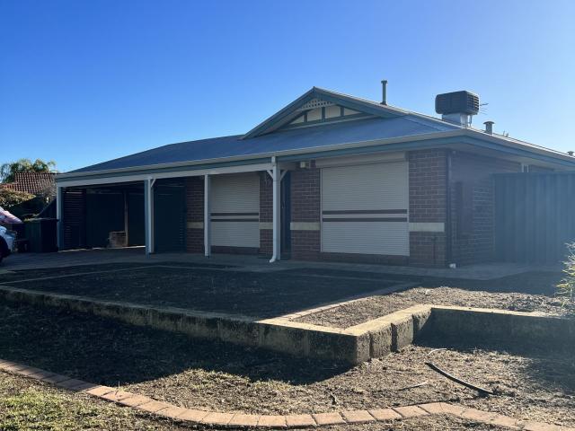 31 Wyperfeld Gardens, BALLAJURA, WA 6066