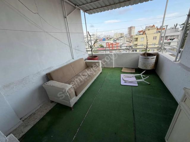 3+1 Yeşilyurt 5 5katı Kapalı Mutfak 250m2 Geniş 2daire Büyüklüğünde Asansör Yok 21 25yaş