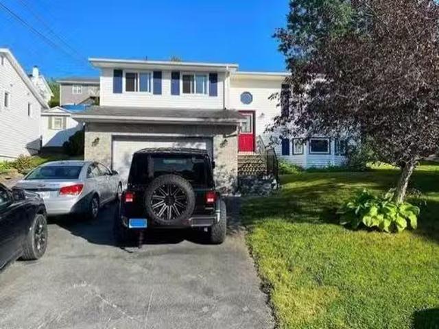 31 Yerevan Drive, Lower Sackville, NS, B4C 4A9 house for sal.