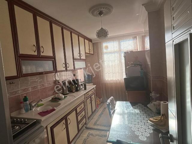 3+1 Yurt 13 13katı Kap.mutfak Dgaz Dam İzalasyon A.türkrş Üzeri İçi Yapılı Hasarsız Kgb Cephe