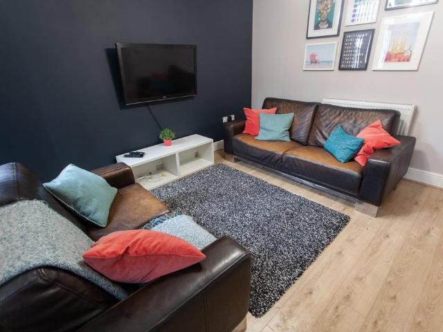 31 Albert Edward Road, Liverpool, L7 8RY, United Kingdom | 4 bed townhouse for rent #134702945 | Rentberry