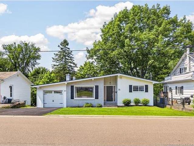 31 Alexander Ave, Moncton, NB, E1E 1T3 house for sale | Listing ID NB143000 | Royal LePage