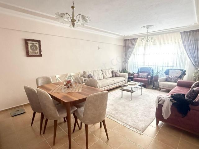 3+1 Çanakkale Barbaros Cadde Üzeri Eşyasız 140 M2 Sitede