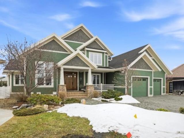 31 Ashley Close, Red Deer, AB, T4R 2X3 house for sale | Listing ID A2300 | Royal LePage