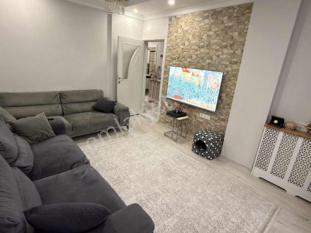 3+1 Arakat. 130 M. kapalı Otoparklı. kent Meydanı. ebeveynli.